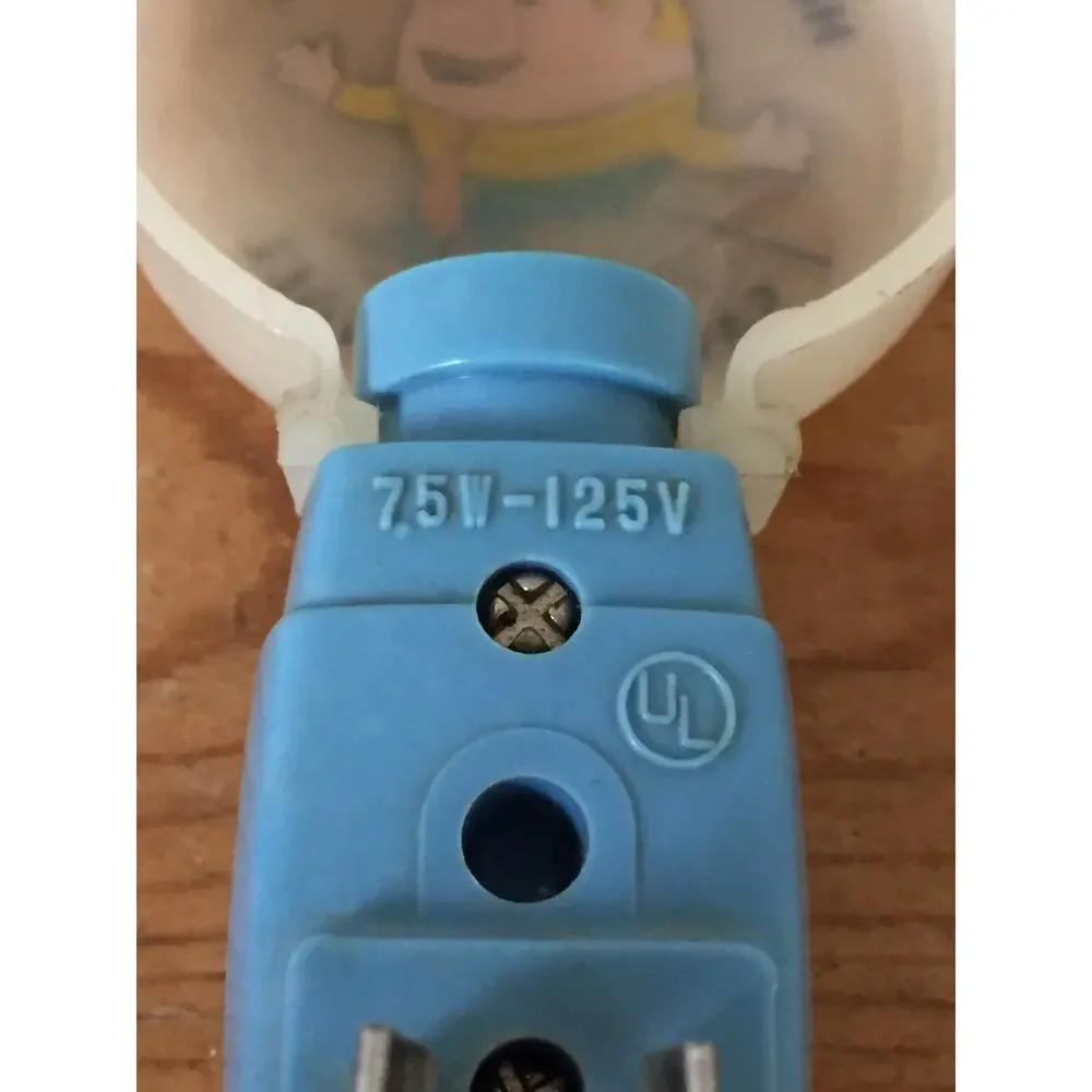 Vintage GEM Humpty Dumpty Sat On The Wall Childs Night Light Nursery Outlet Lamp